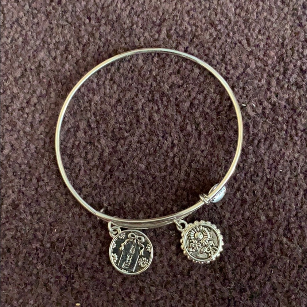 Charm bracelet